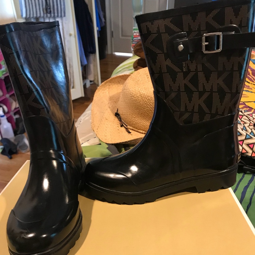 Michael Kors Rain Boots size 9